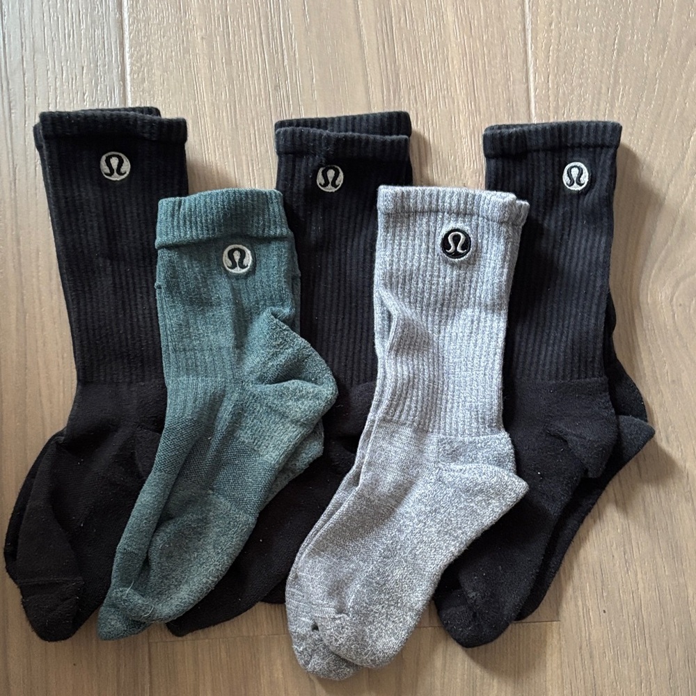 lululemon athletica Women’s Socks - five pairs - Black, Green, Gray